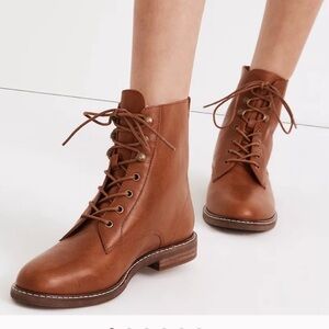 Brown Leather Madewell “Kellie” Lace-Up Boot in
Dried Maple